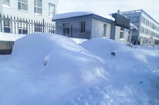 1645062495594558.jpg 211109 - ±©Ñ©ºóµÄ°²²©µç¾º¹¤³§ÃÅ¿Ú_¸±±¾.jpg